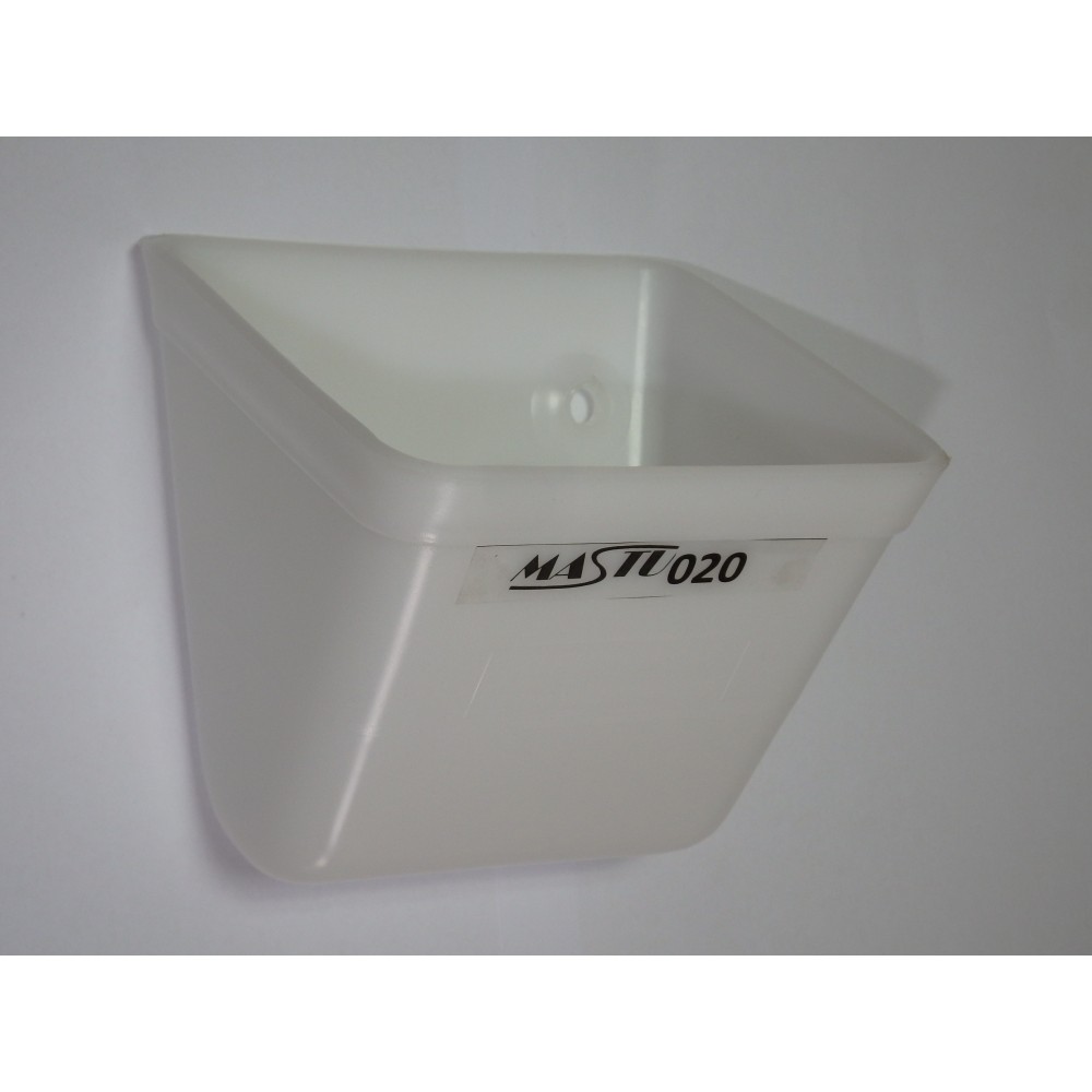 Kaušai elevatorių 150 mm MASTU 020 90 mm tarp skylių polimerinis MACTY RU 1,4litr. 70pak.