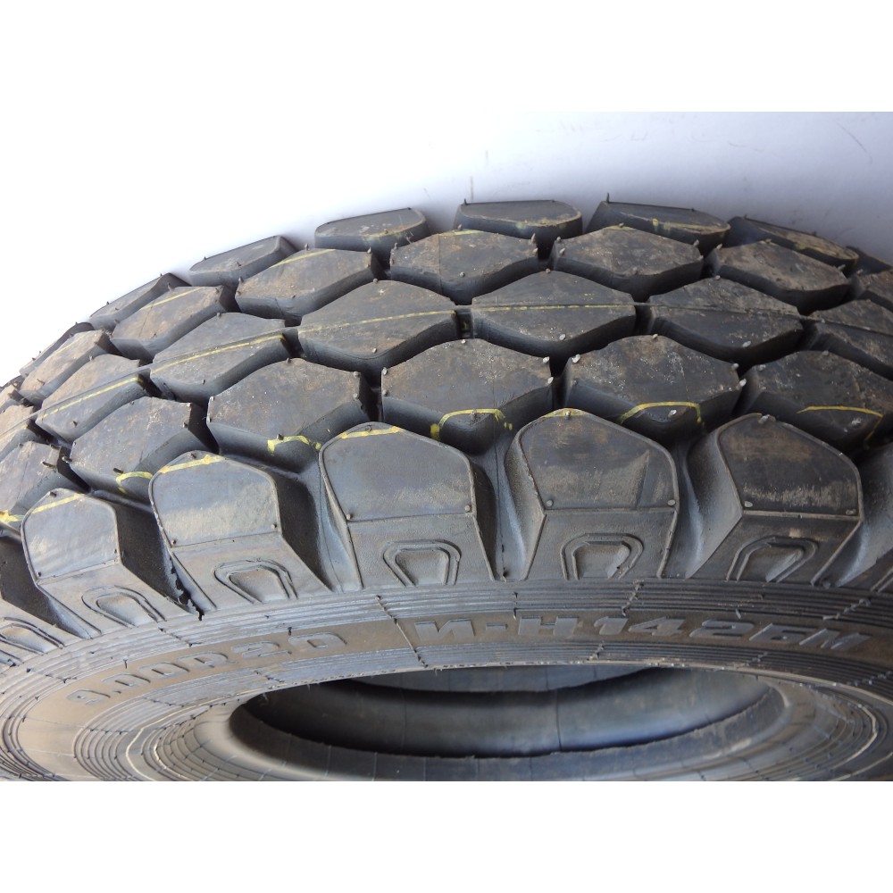 260-508R(9.00R20) padang IN-142BM N/K 14PR 140/137K