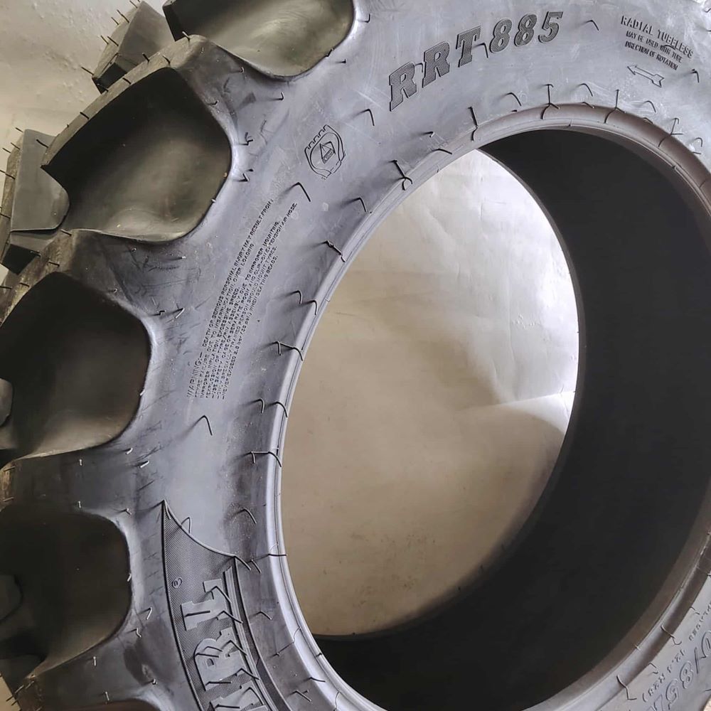 12.4-28R (320/85R28) padanga MRL RRT885 128A8/B TL