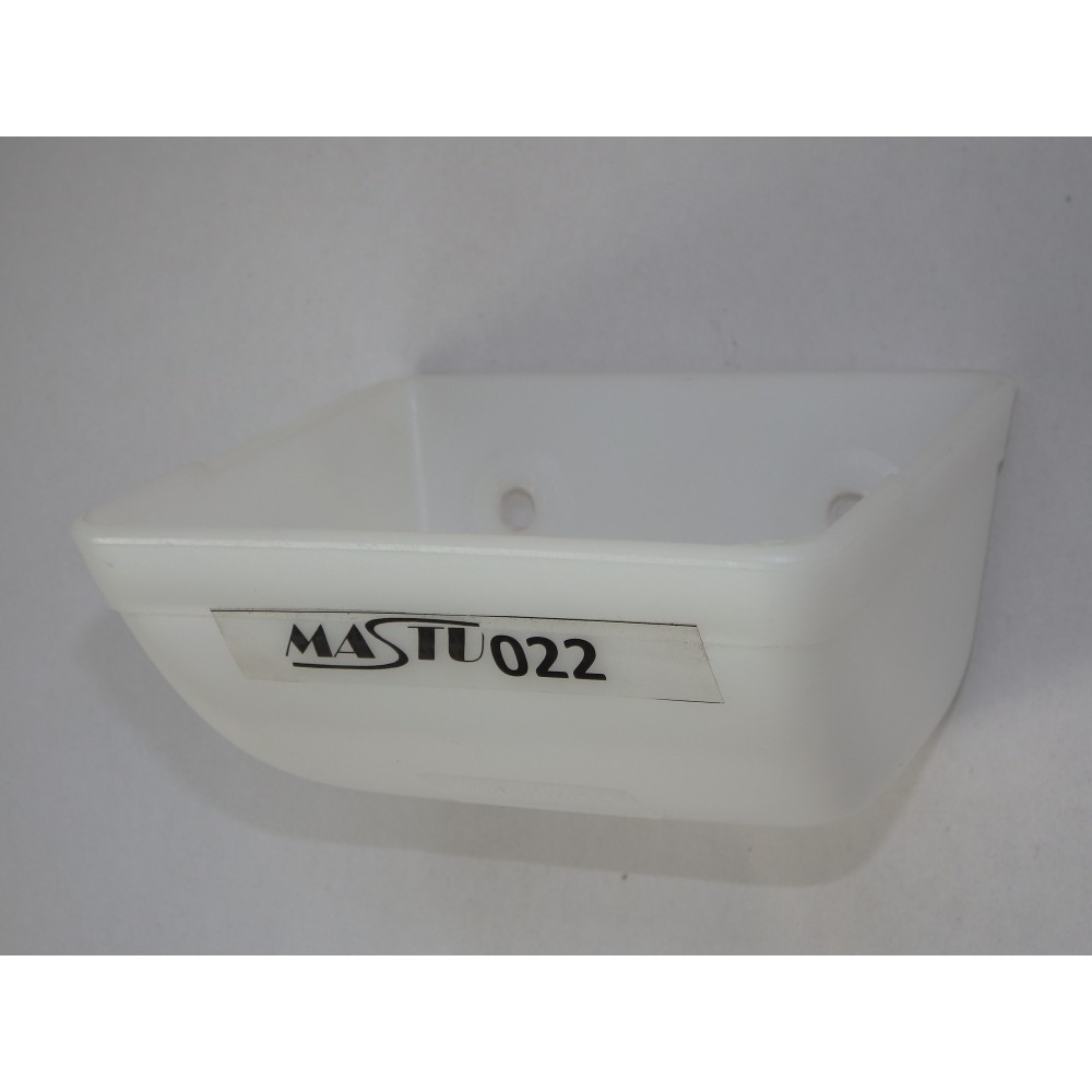 Kaušai elevatorių 135 mm MASTU 022 70 mm tarp skylių polimerinis  RU 0,6litr. 100pak.